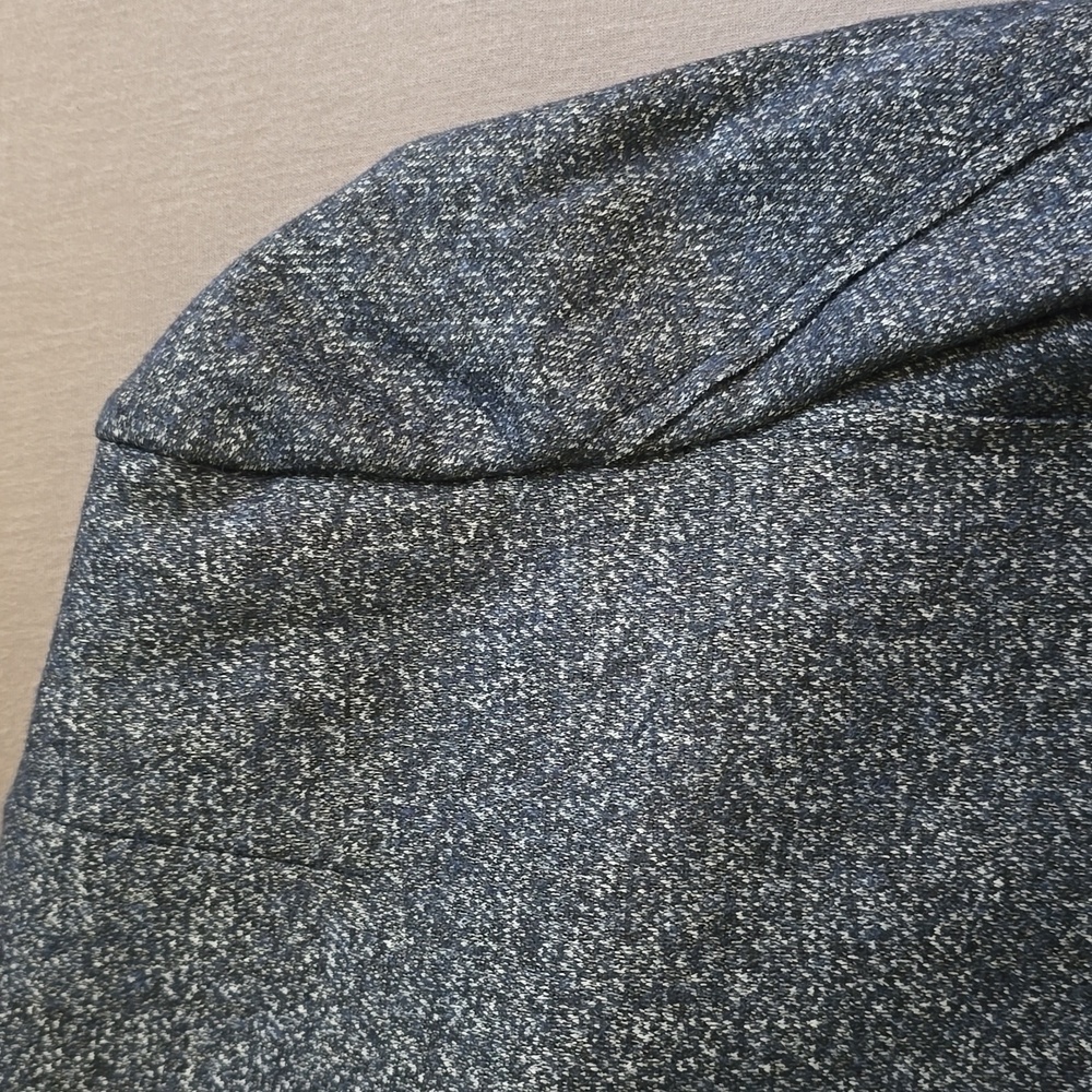 Jacket - Picture 12 of 12